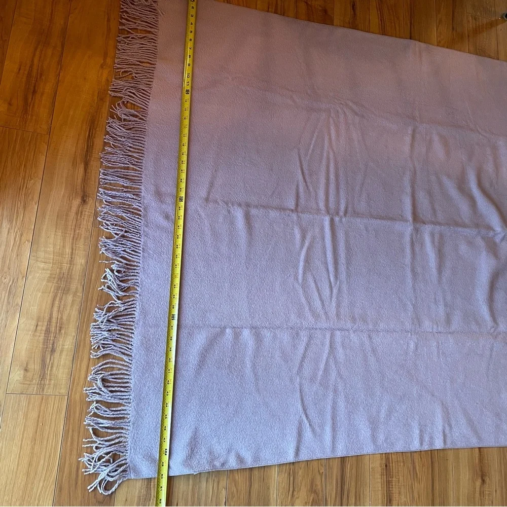 Nate Berkus measurements see